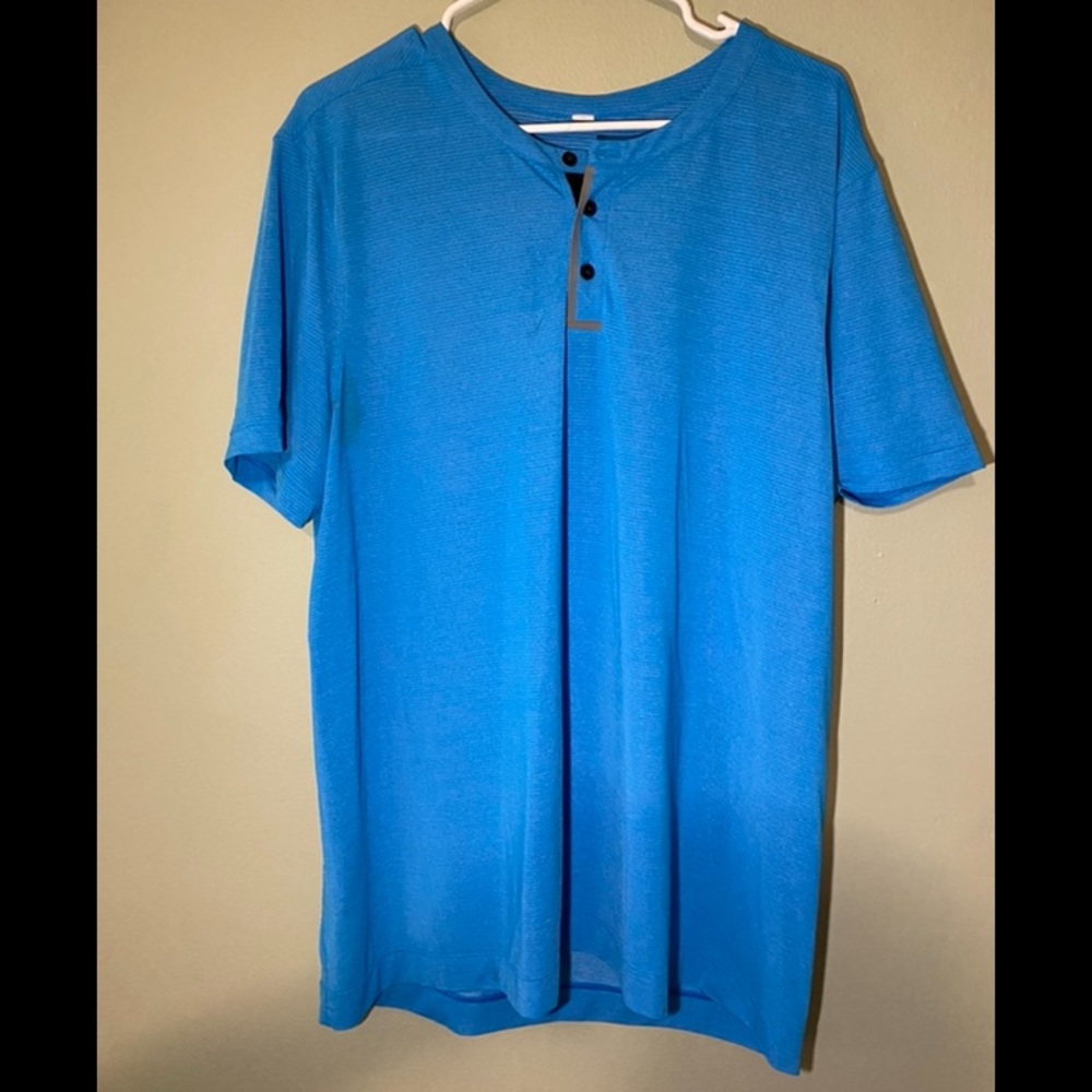 Lululemon shirt